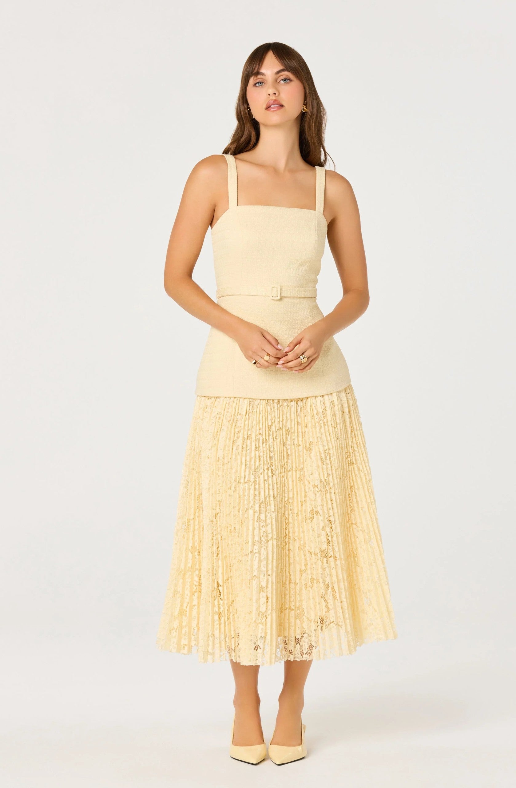 yellow tweed dress THE SLEEVELESS SHIFT in LEMON Tweed Jacquard / 2023RES441 YTJ / 1 The flaps This $20 Yellow Tweed Dress
